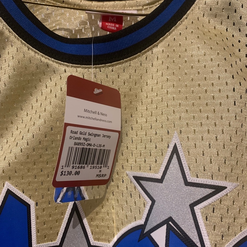 Penny Hardaway Jersey/Hat ( Gold Orlando Magic) - Picture 3 of 6
